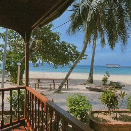 Salang Sayang Resort , Pulau Tioman Kampong Ayer Batang Esterno foto