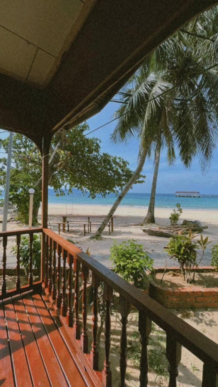 Salang Sayang Resort , Pulau Tioman Kampong Ayer Batang Esterno foto