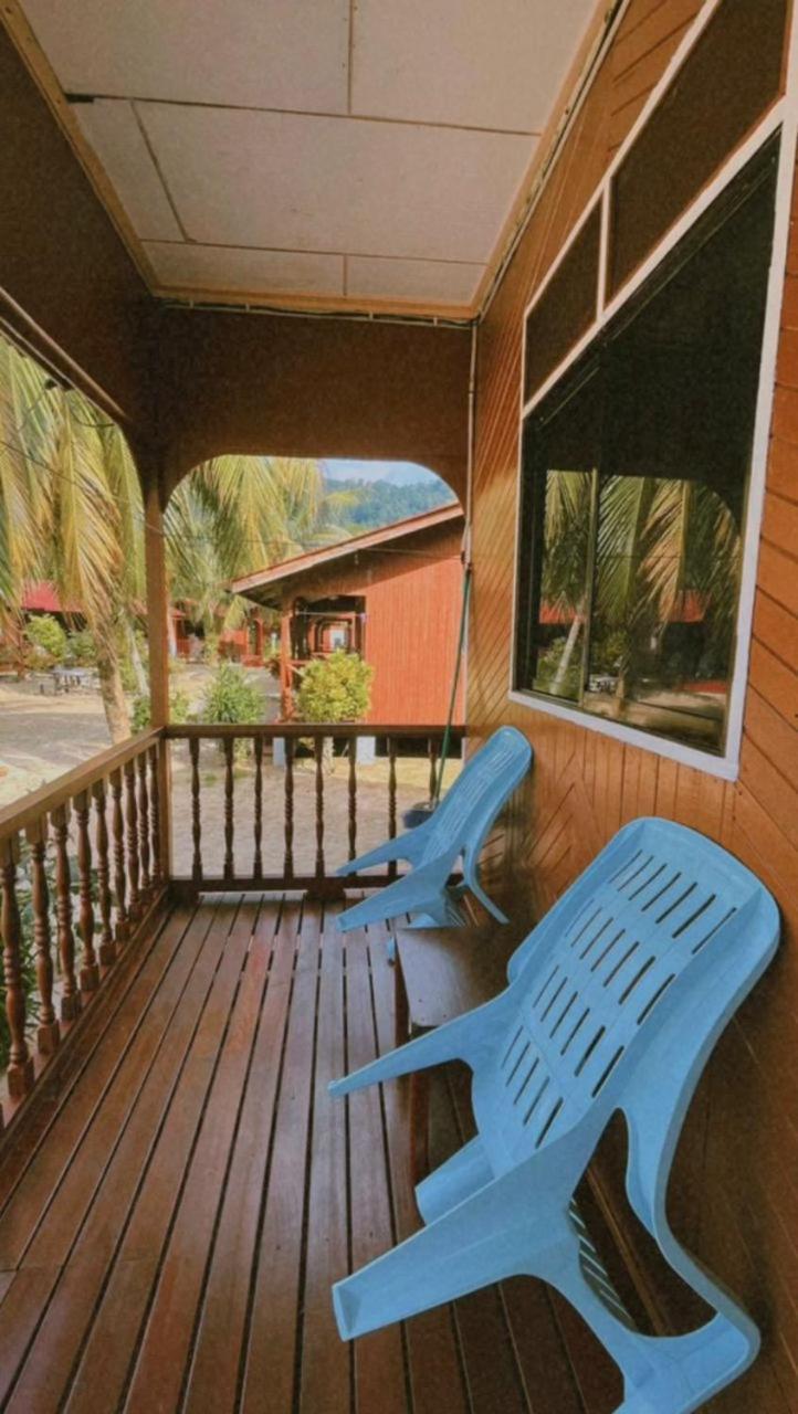 Salang Sayang Resort , Pulau Tioman Kampong Ayer Batang Esterno foto